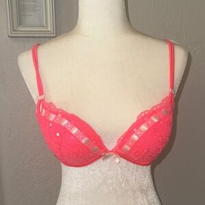 Victoria's Secret Neon Pink Lace Bra Push-up bra